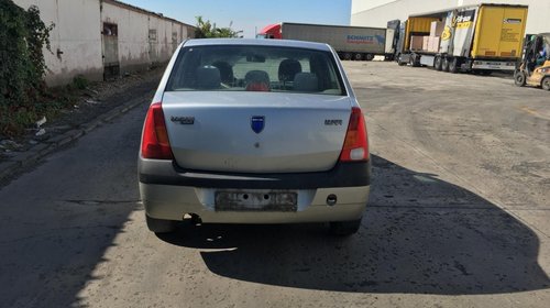 Bara spate Dacia Logan 2004 Berlina 1.4 mpi