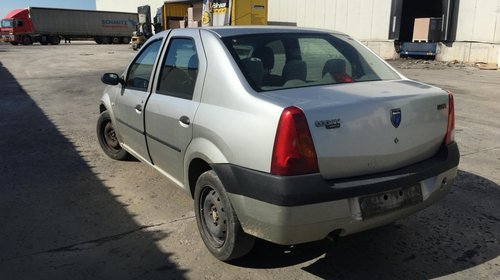 Bara spate Dacia Logan 2004 Berlina 1.4 mpi