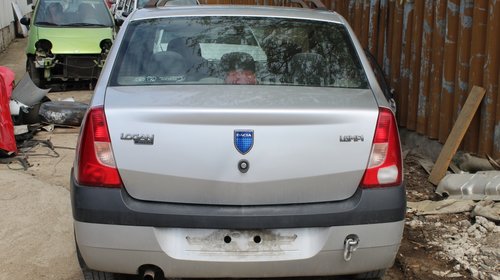 Bara spate Dacia Logan 2008 berlina 1.6