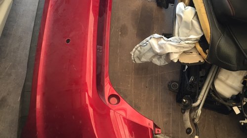 Bara spate Ford Fiesta 2018 cu mic defect