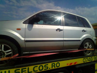 Bara spate Ford Fusion 2004 hatchback 1.4