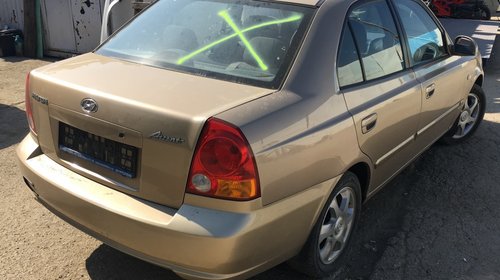 Bara spate Hyundai Accent 2003 SEDAN 1.5 60KW