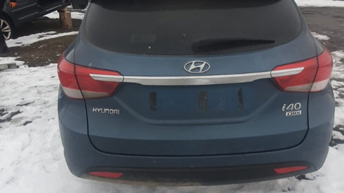 Bara spate Hyundai i40 1.7crdi 2012