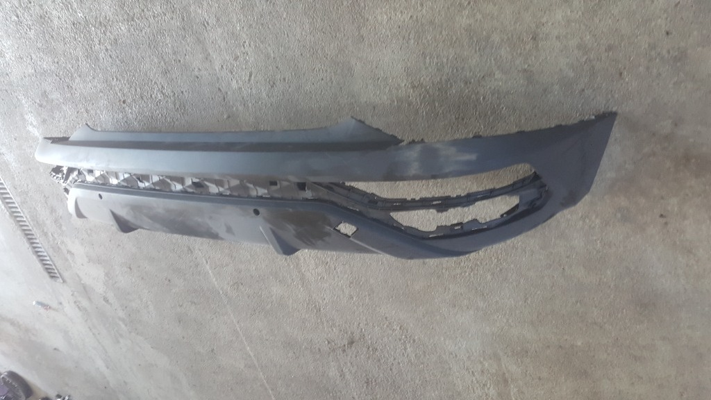Bara spate Skoda Rapid Berlina 5JH807421B 2012 2013 2014 2015 2016