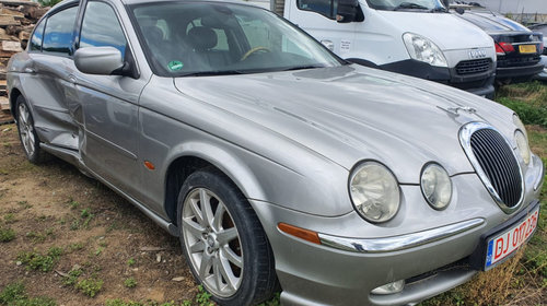 Bara spate Jaguar S-Type 2000 Sedan 4.0 i