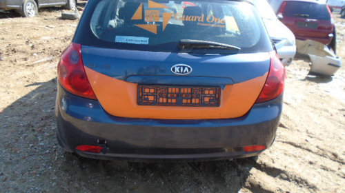 Bara spate Kia cee'd 2008 Hatchback 1,6