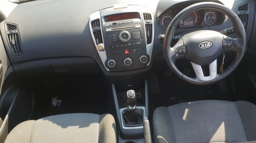 Bara spate Kia cee'd 2011 SW facelift 1.6 crdi d4fb euro 5