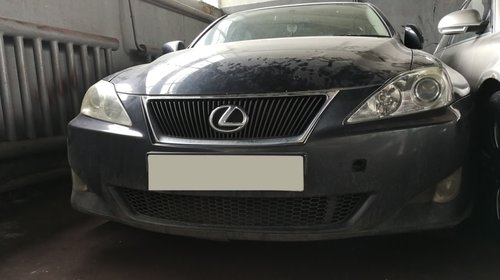 Bara spate Lexus IS 220 2006 177 cp 2.2