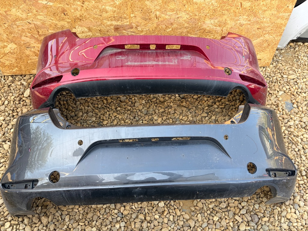 Bara spate Mazda 3 Sedan Rosie Argintie 2019/2020/2021/2022/2023/2024