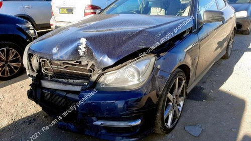 Bara spate Mercedes-Benz C-Class W204/S204/C2