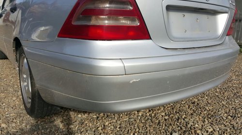 Bara Spate Mercedes C Class W203 fara gauri p