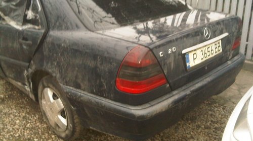 Bara spate mercedes c220 1999