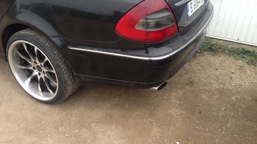 Bara spate mercedes e class 2008 facelift w21