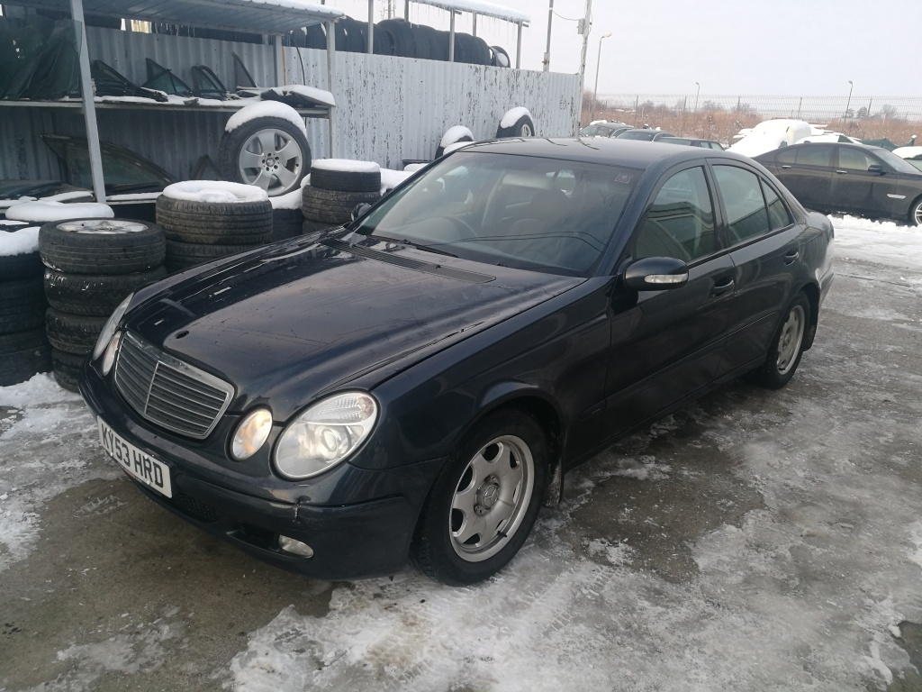 Bara spate Mercedes E-CLASS W211 2004 E2