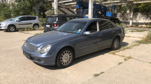 Bara spate Mercedes E-Class W211 2005 berlina 2.7