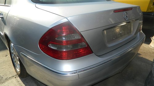 Bara spate Mercedes E-Class W211 model 2004-2