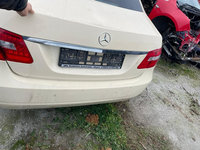 Bara spate mercedes E class