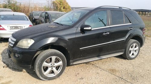 Bara spate Mercedes M-CLASS W164 2008 jeep ML