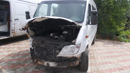 Bara spate Mercedes SPRINTER 2005 VAN 2.7 cdi