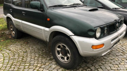 Bara spate Nissan Terrano 1999 2,7 2,7