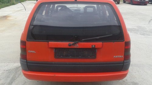 Bara spate Opel Astra f caravan 1.4i an: 1997