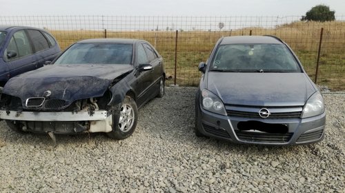 BARA spate OPEL ASTRA H 2005