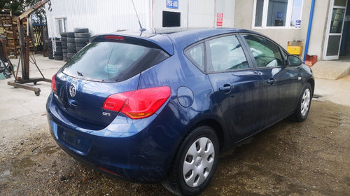 Bara spate Opel Astra J 2011 Hatchback 1.7 cdti