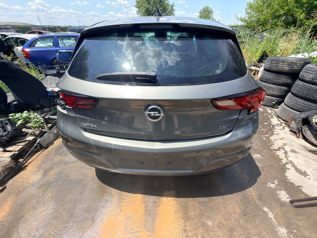 Bara Spate Opel Astra K Hatchback / Scurt culoare Z10A / cu Senzori Parcare