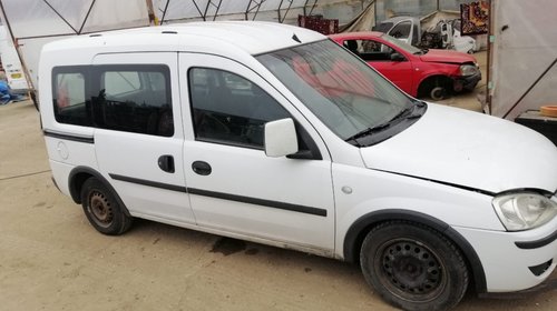 Bara spate Opel Combo C 2004 HATCHBACK 1.7 CDTI