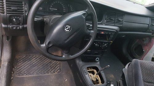 Bara spate Opel Vectra B 1997 Berlina 1805 1.8 benzina