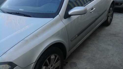 Bara spate Renault Laguna 2004 break 1.9 dci