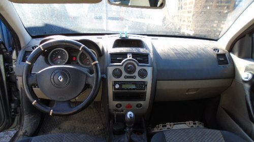 Bara spate Renault Megane 2 2004 berlina 1.9