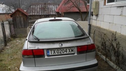 Bara spate saab 9-3 an 2001 pe gri