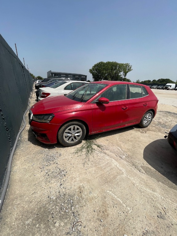 Bara spate Skoda Fabia 3 2021 Hatchback 1.0 Mpi