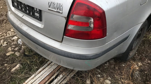 Bara spate Skoda Octavia 2 2007 berlina 1.9