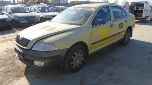 Bara spate Skoda Octavia 2 2008 Berlina 1.9