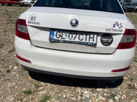 BARA SPATE SKODA OCTAVIA 3 anul 2016