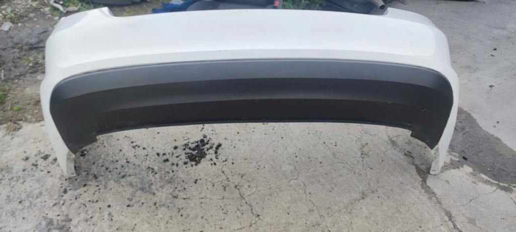 BARA SPATE SKODA RAPID