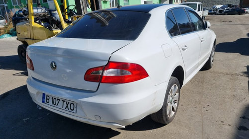 Bara spate Skoda Superb 2 2010 berlina 1.9 tdi