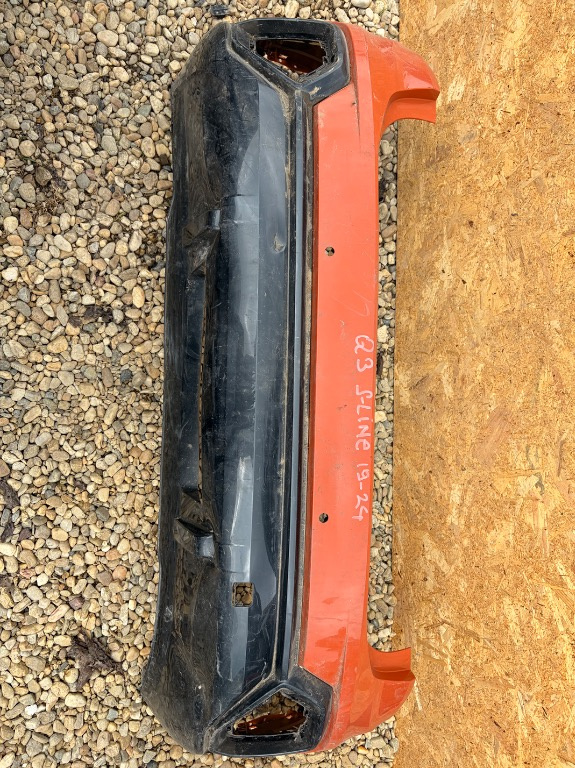 Bara spate + spoiler Audi Q3 83A S-Line 2019/2020/2021/2022/2023/2024