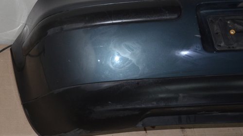 BARA SPATE / SPOILER COMPLETA VW GOLF 4 ALBASTRU