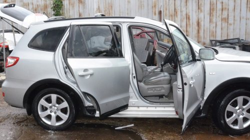 Bara spate spoiler Hyundai Santa Fe II 2.2 CRDI 2007 2008 2009 D4EB 110KW 150CP