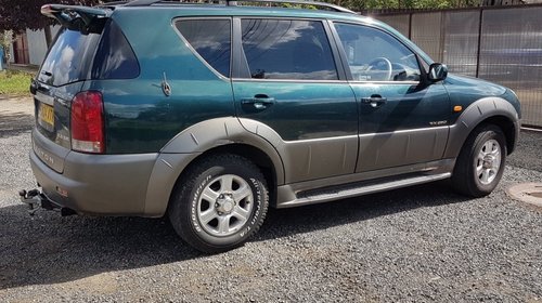 Bara spate SsangYong Rexton 2005 Monovolum 2.9se