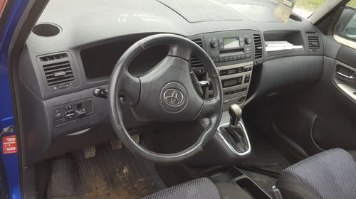 Bara spate Toyota Corolla 2002 VERSO 1.8 B