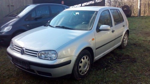 Bara spate volkswagen golf 4 hatchback - gri,