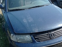 Bara spate Volkswagen Passat B5 2001 Berlina 1.6