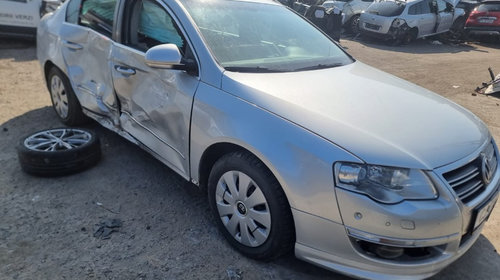 Bara spate Volkswagen Passat B6 2010 berlina 2.0 TDI 4MOTION CBBB