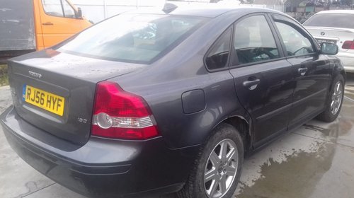 Bara spate Volvo S40 2008 BERLINA 1.6