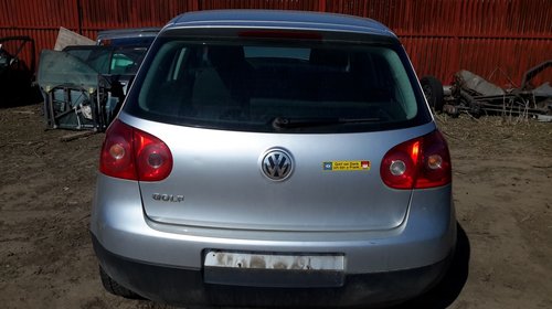 Bara spate VW Golf 5 2004 hatchback 1.4