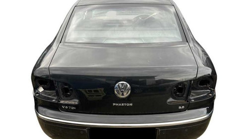 Bara spate VW Phaeton neagra senzori crom an 